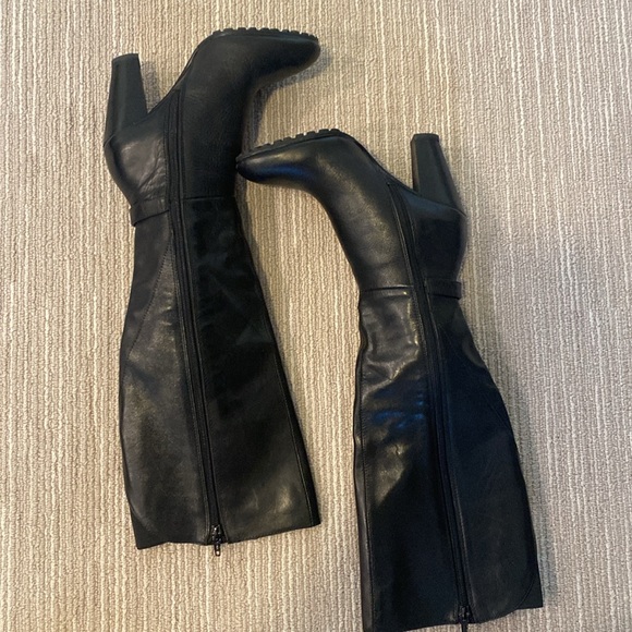 Marc Fisher tall leather heel boot. Rubber good grip sole. Size 5 1/2. - Picture 8 of 12